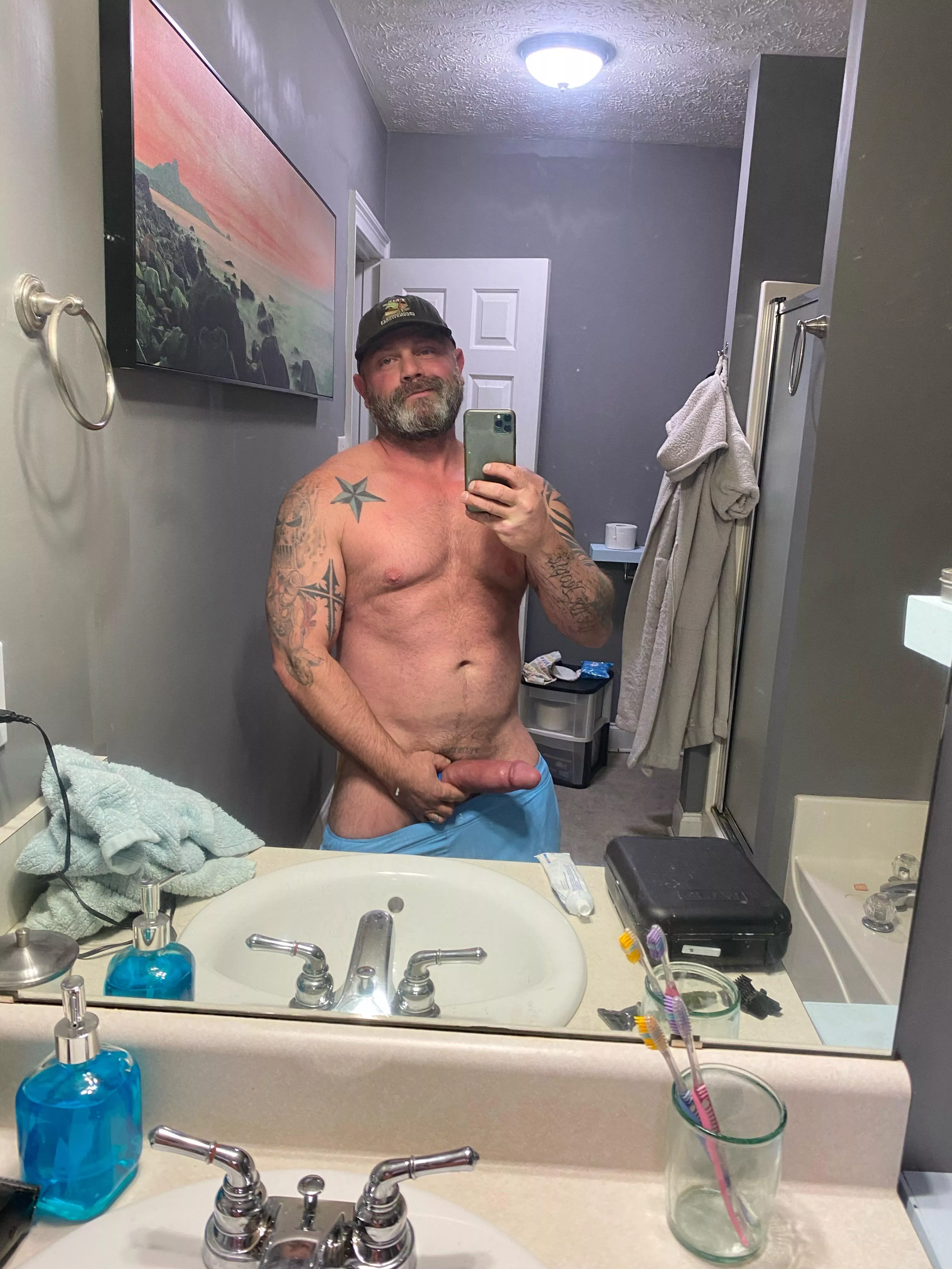 Comfy clothes time lol posted by Wooddaddy47