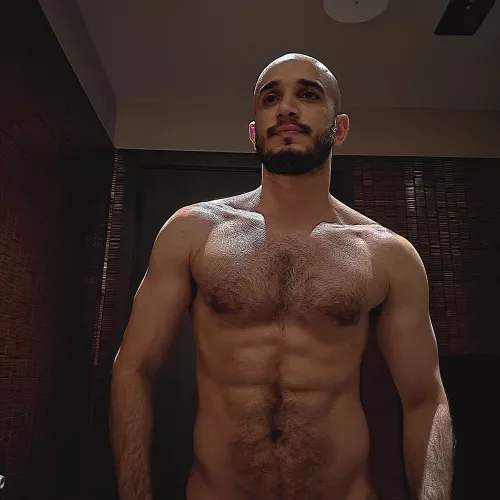 Considering professional photos cuz I always look this awkward lol Any posing tips? by DanteVegaOF