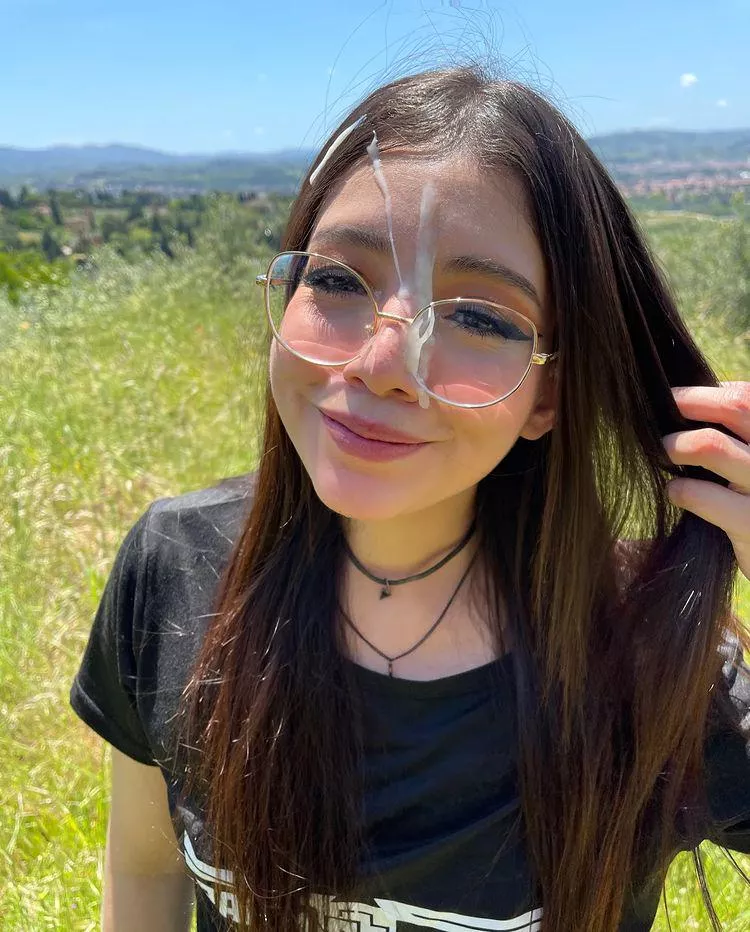 Cute Asian slut posted by Fosterr