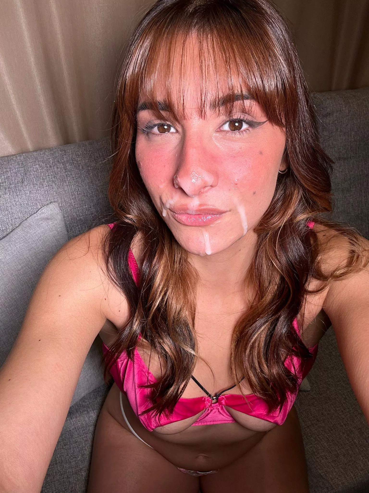 Do you like freckled girls like me? posted by VegetableApplication