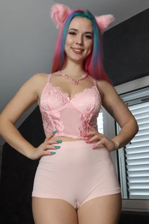 I love wearing pink by CharmingMistress