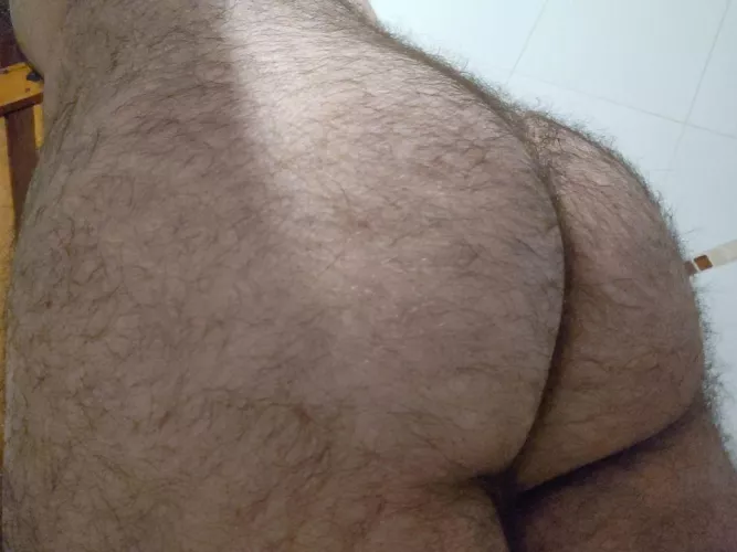 I wish I had a bear to wake me up pinning me down 🥵 by new_sensations89