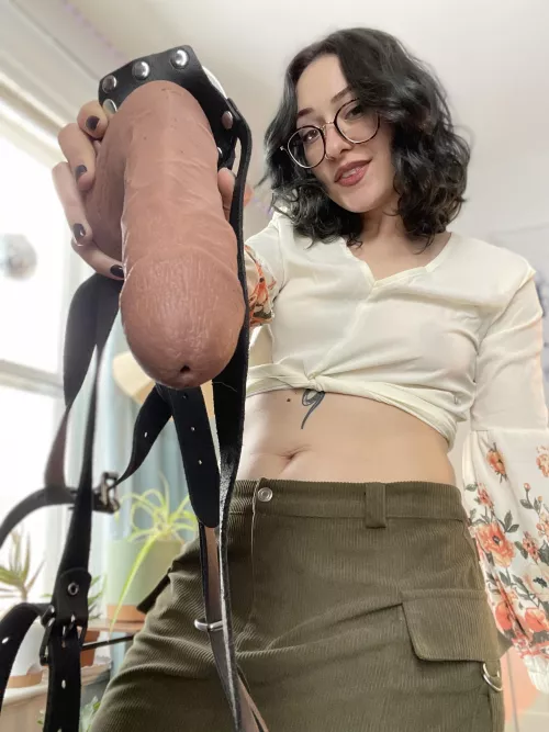 If you wanna eat my pussy you’re gonna have to suck my dick first  by saradoesscience