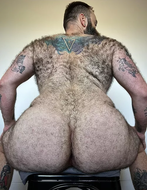 I’m hairy from back to crack by TeddyWilderXXX
