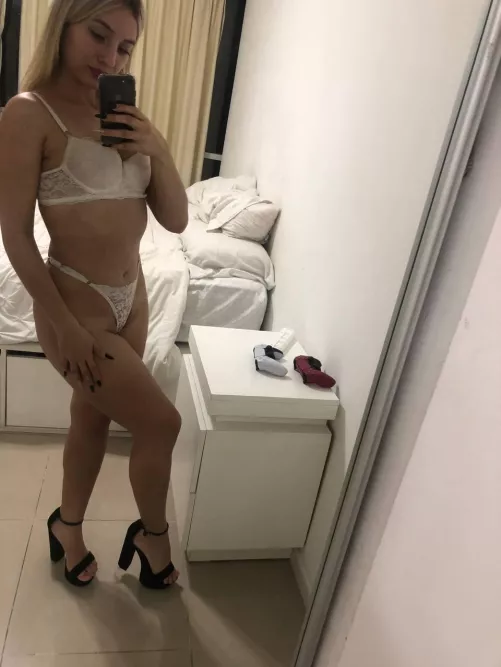 IUTR by leqsomututaw