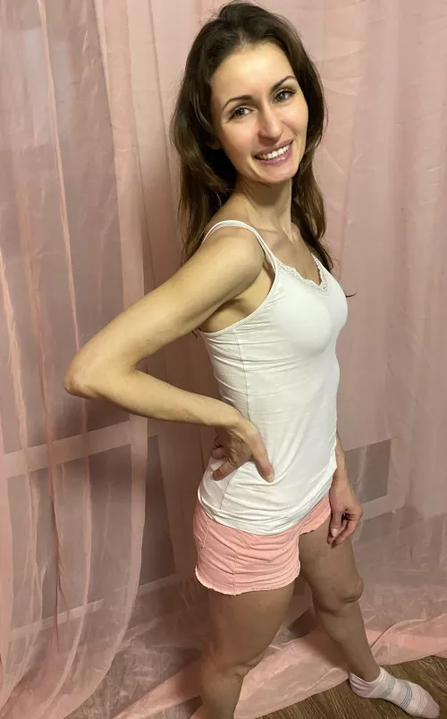 Just a 31 year old milf in a full summer outfit in winter by Viki_soul