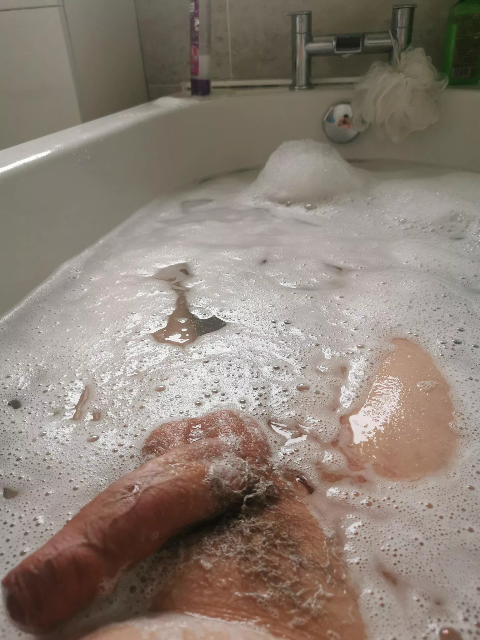 Love a bath selfie  posted by elj69