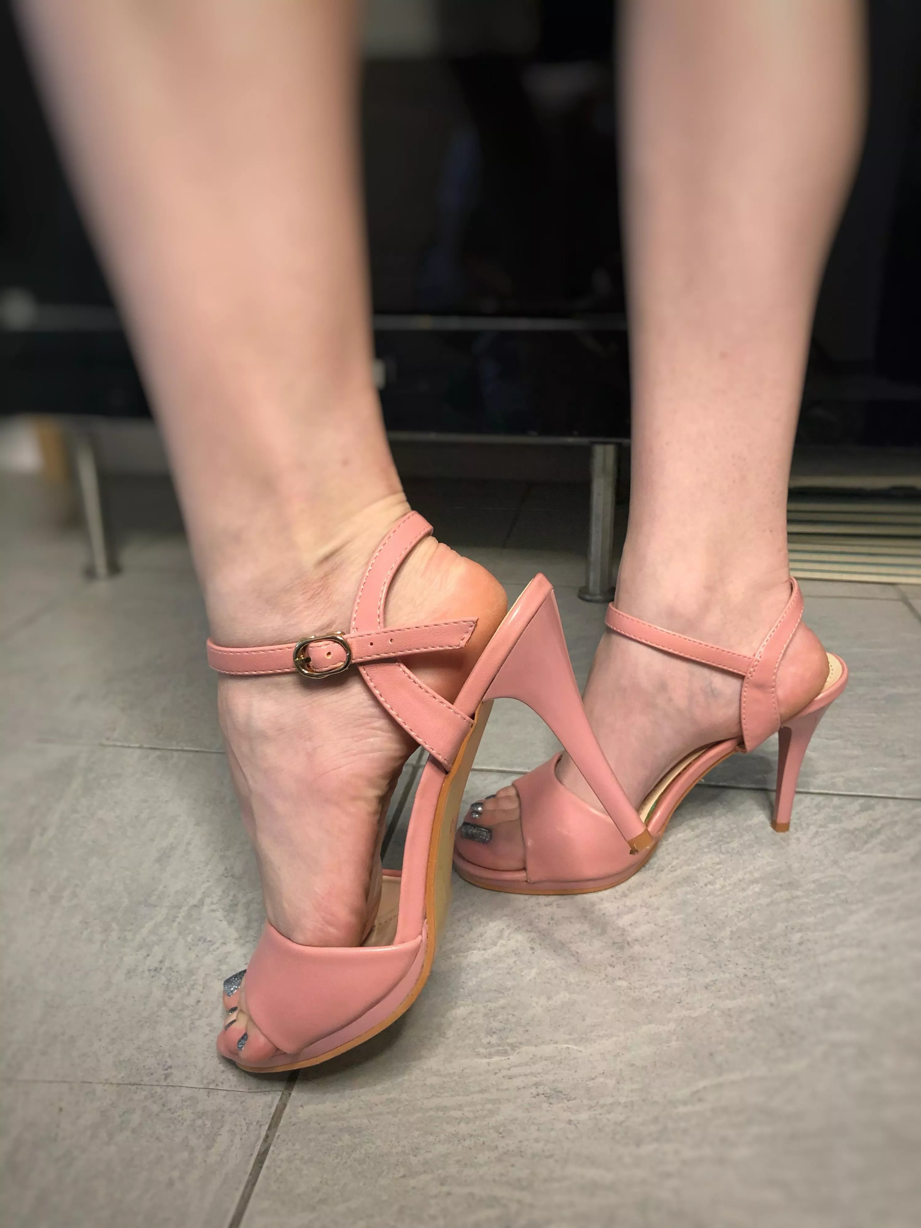 Lovely pink heels posted by CharmingMistress