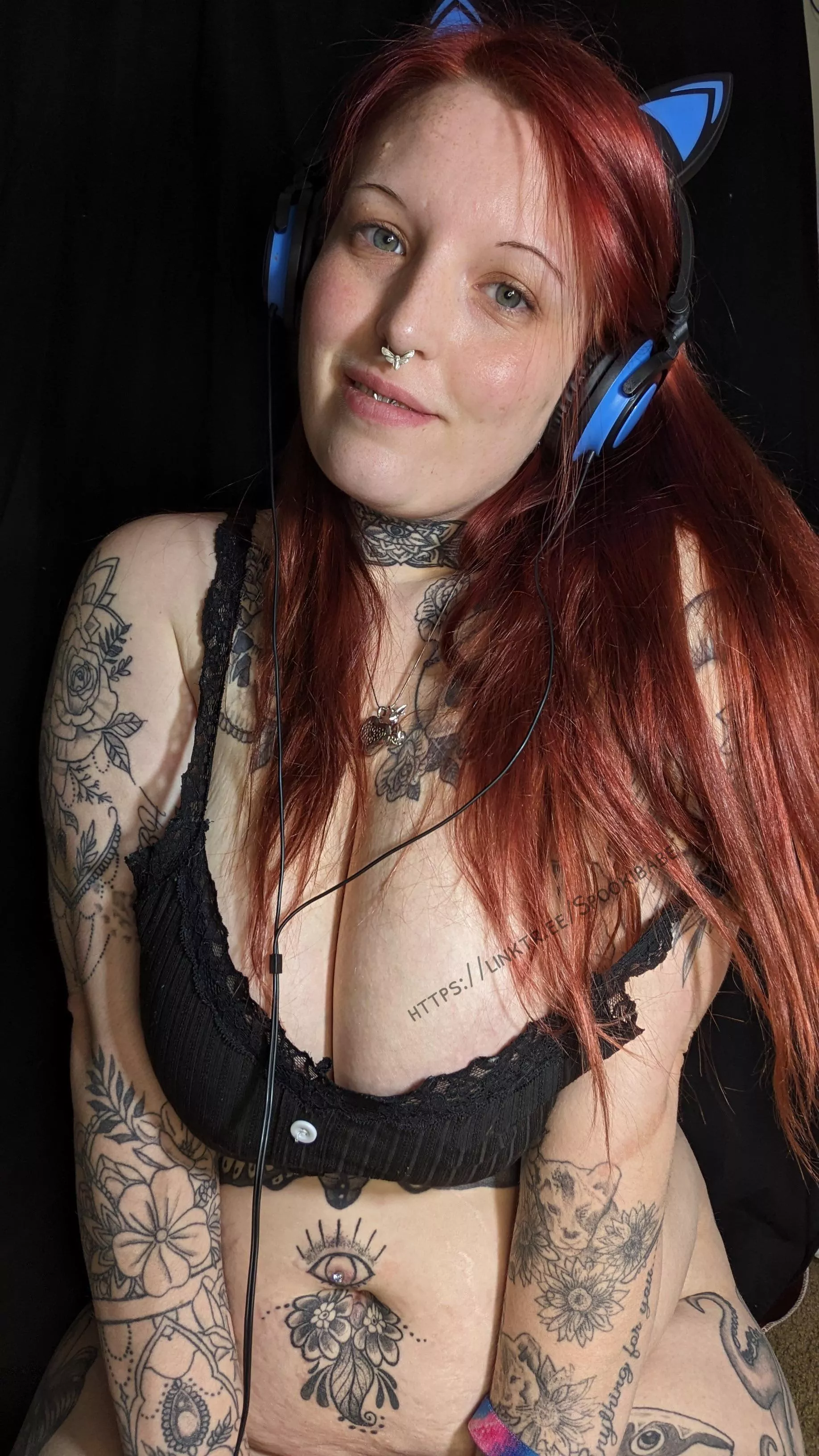 Meow 🐱 Sundays are for sinning and baby I’m ready to play🥵 posted by Filterless96