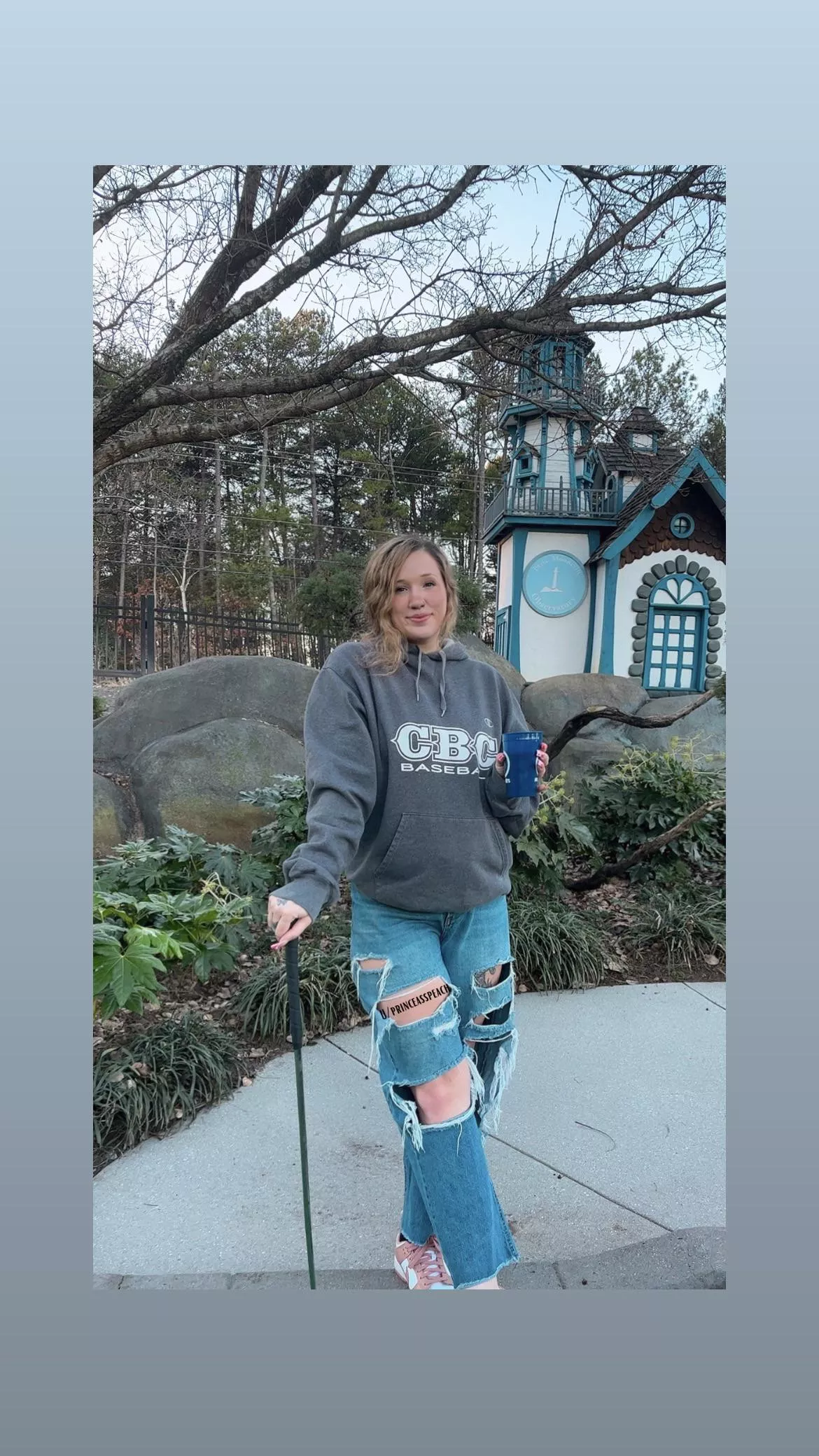 Putt putt & beer? posted by Princeasspeachh