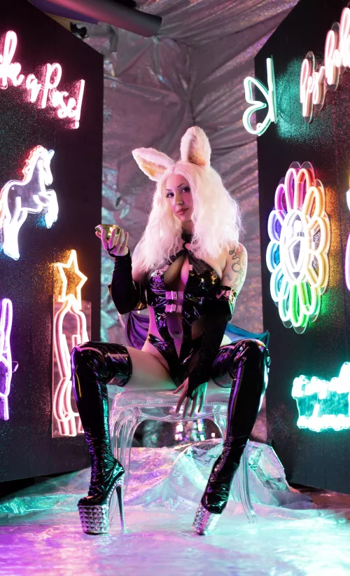 Rouge the Bat by OwldollyCos  by owldollycos