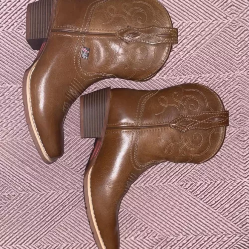 Selling these on depop. Never worn, but I can’t get them to sell. I think they are cute! by UndrThC