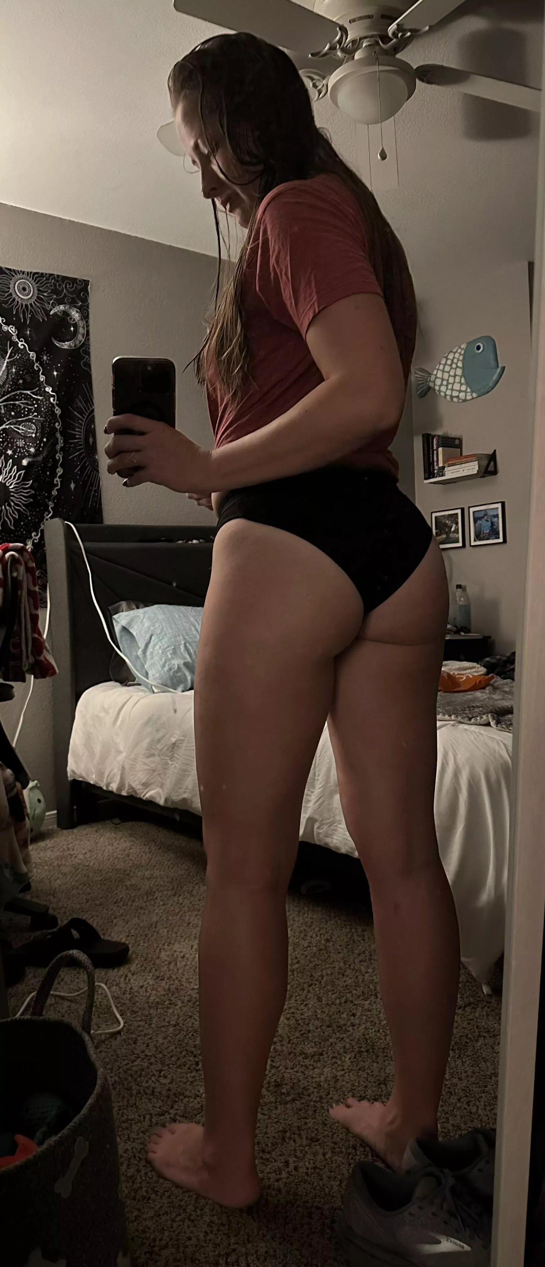the booty says hello to all of the lovers posted by cumwcourt