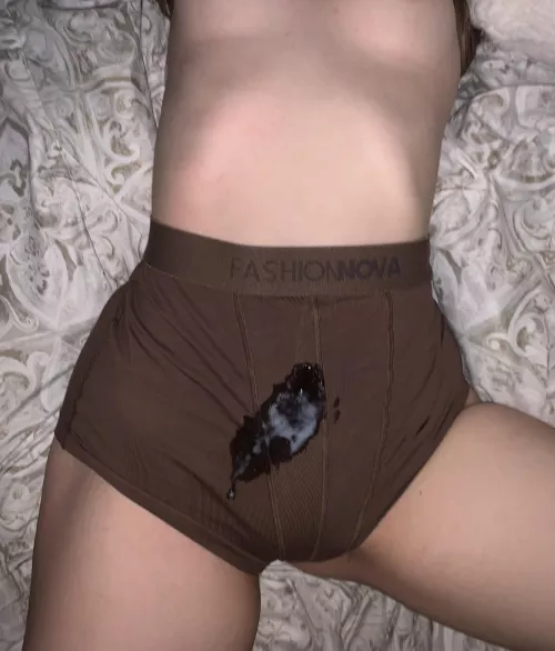 Thick load on my matching set 🥵 by Kate_c_OG