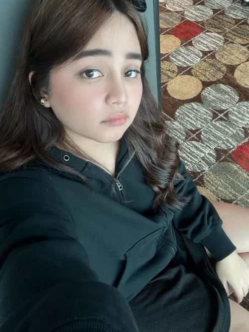 Tired probably needs some good head 🥲 right? by Barbielatzzz