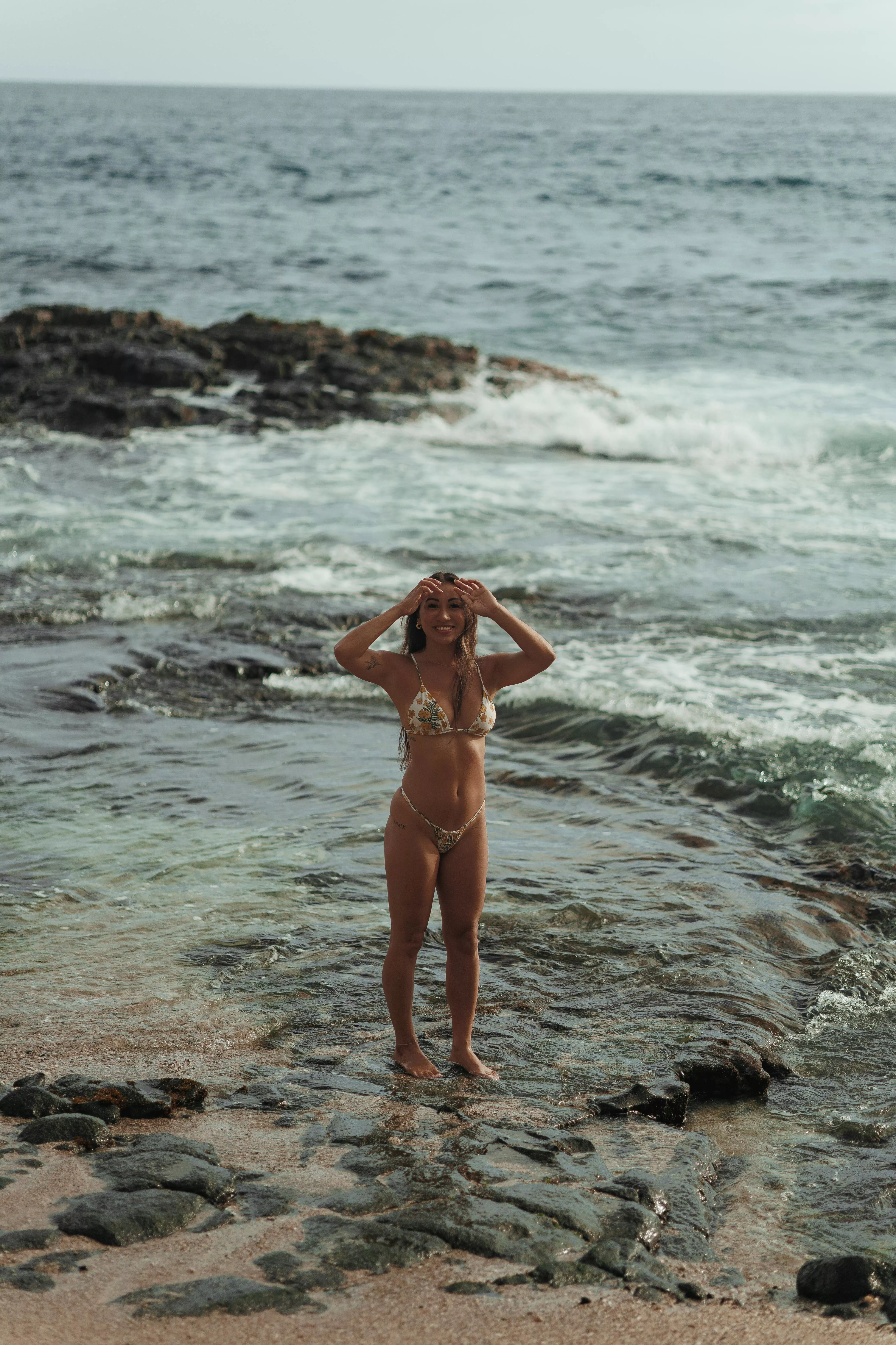 Too hot on the beach. posted by Keitsubi