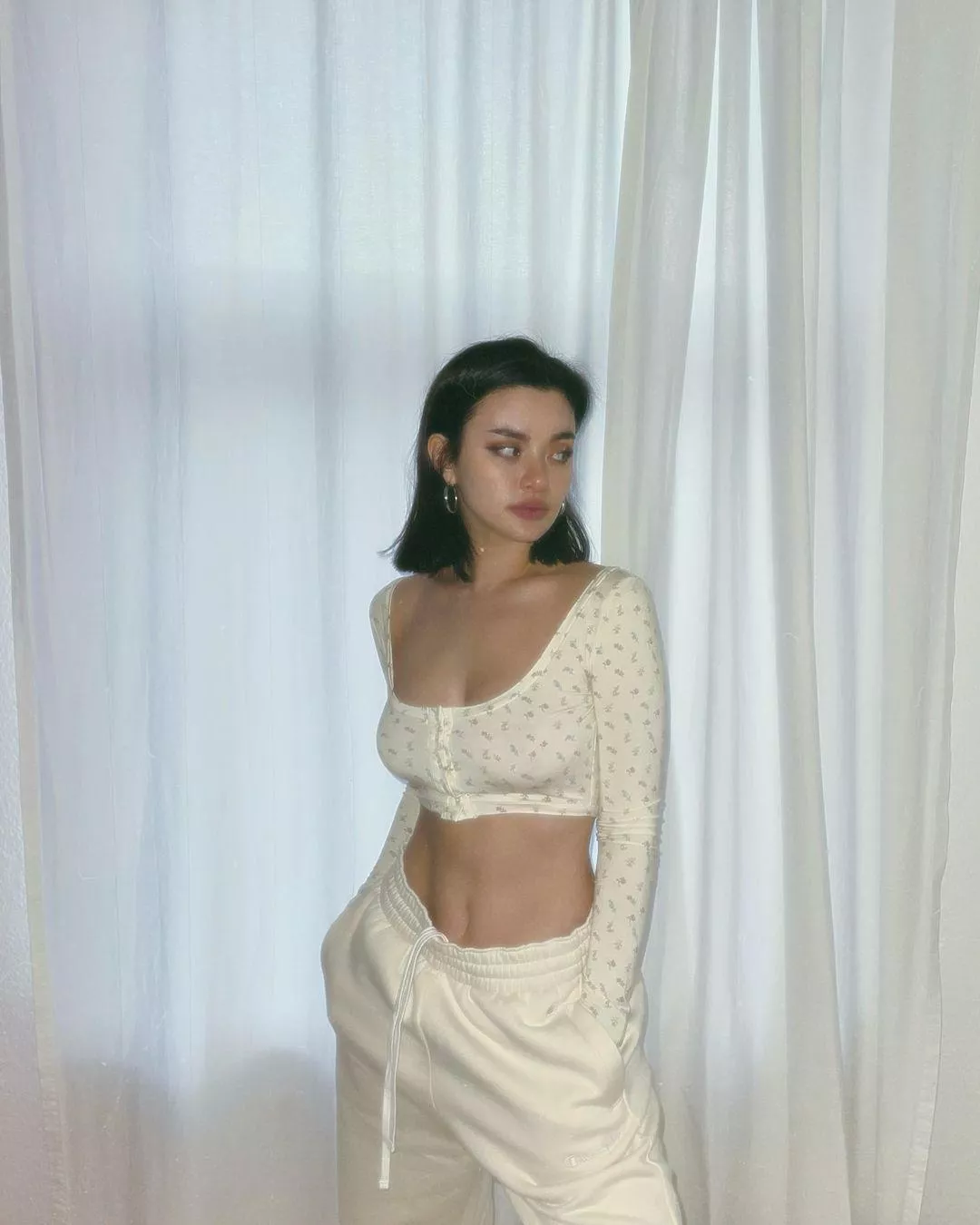 Viv m posted by Head_Collection_6232