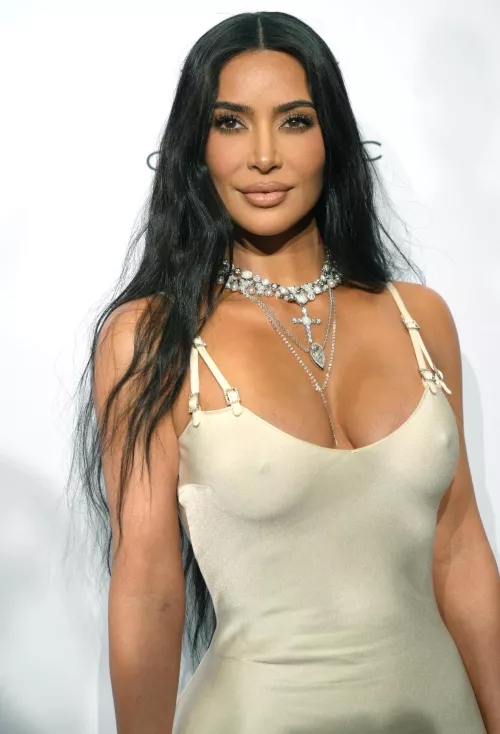 Wanna be her cuck by dyeeeekey