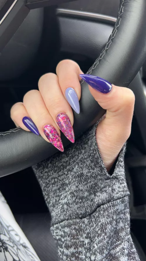 Went for claws this time. by Fae_Willow