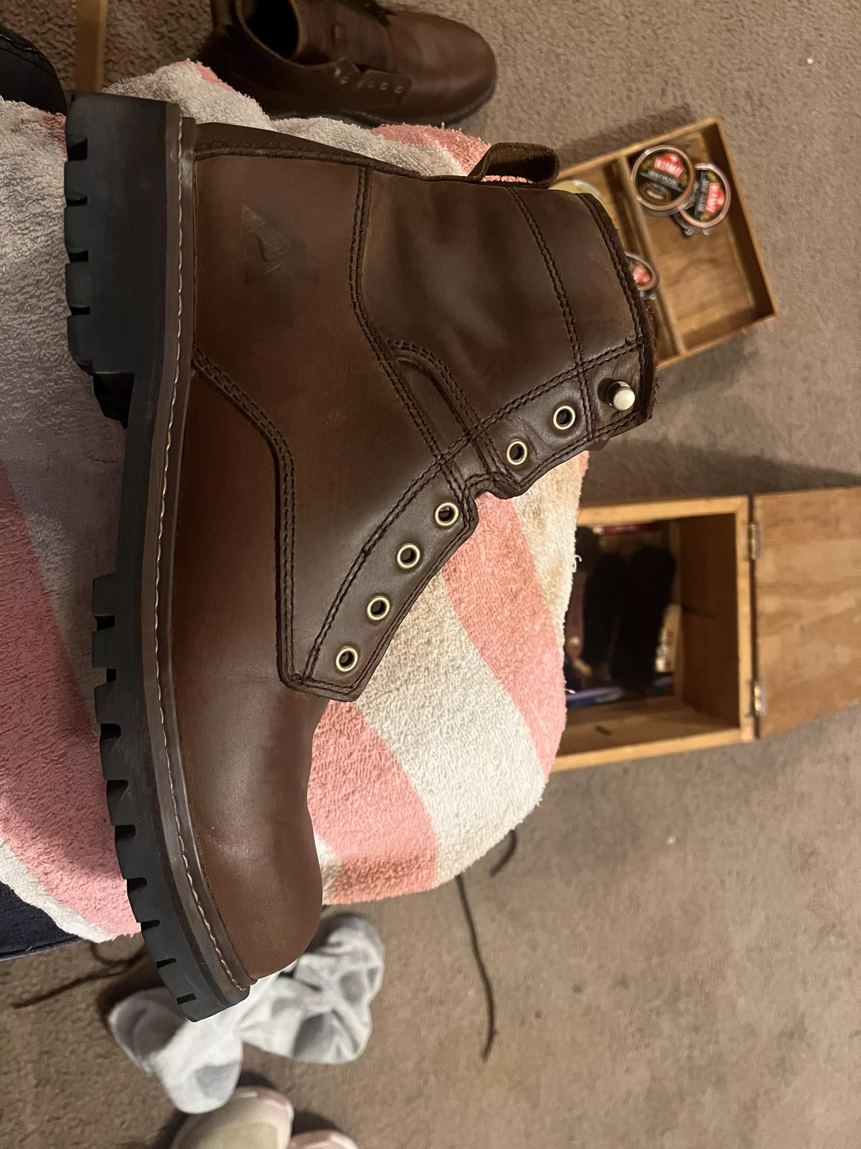 What is this style of boot called? Its an Ozark Trail Men's Range Clean Toe Mountain Hiking & Hunting Boot posted by TheIrishNerfherder