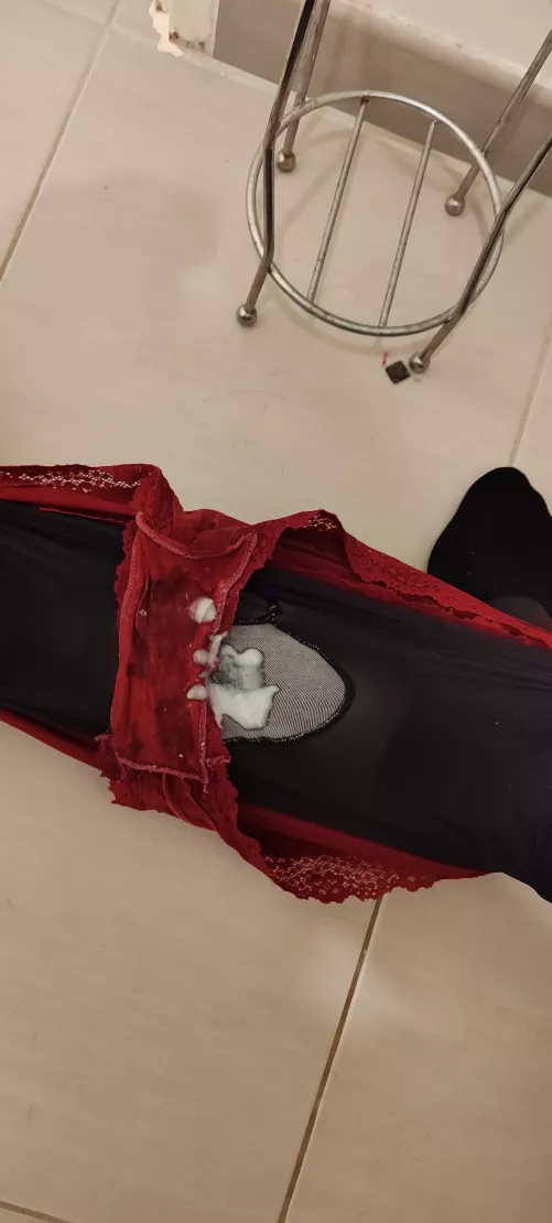 when it really dripping everywhere by juliettedu14-