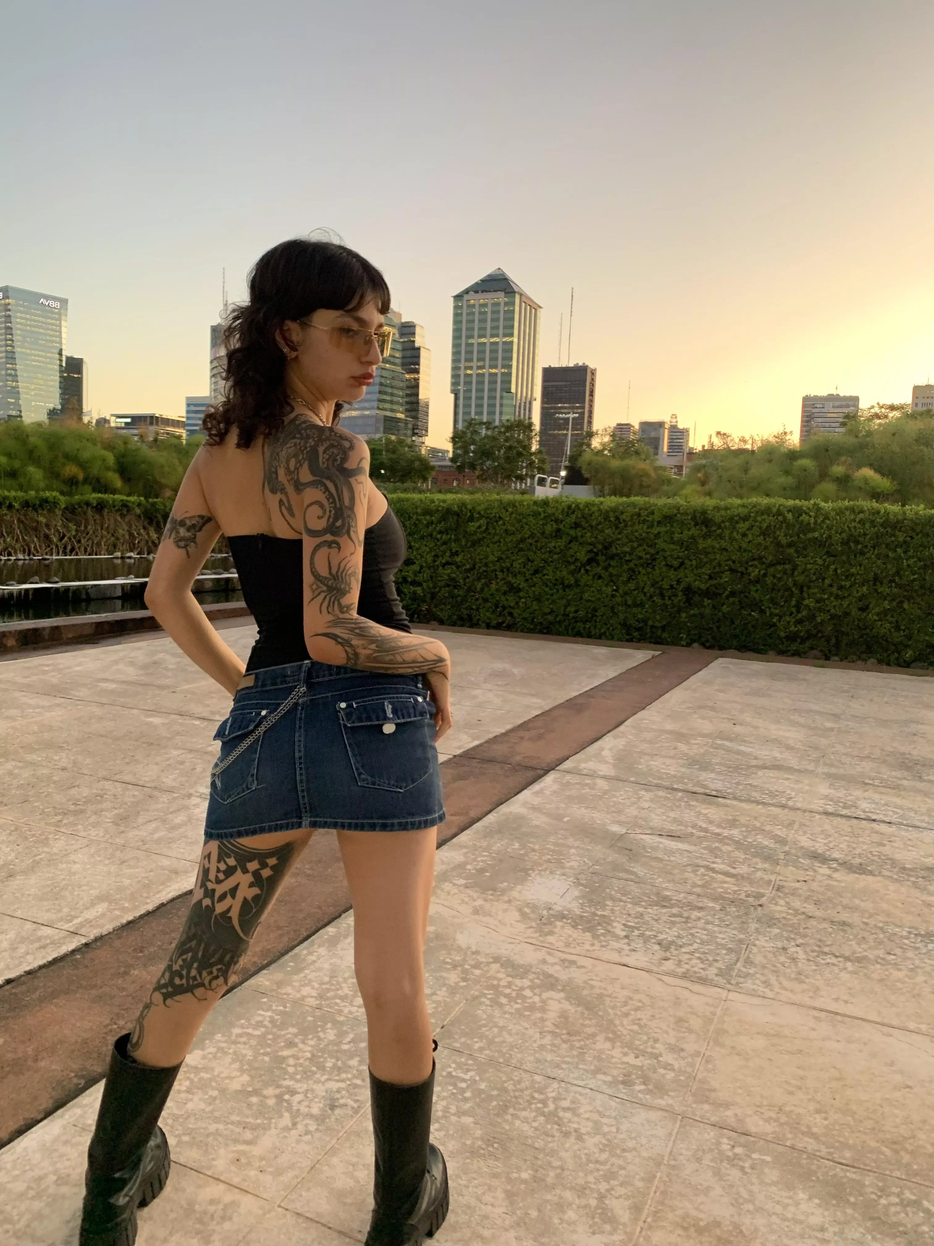 which view is better ;) posted by Evergreeson