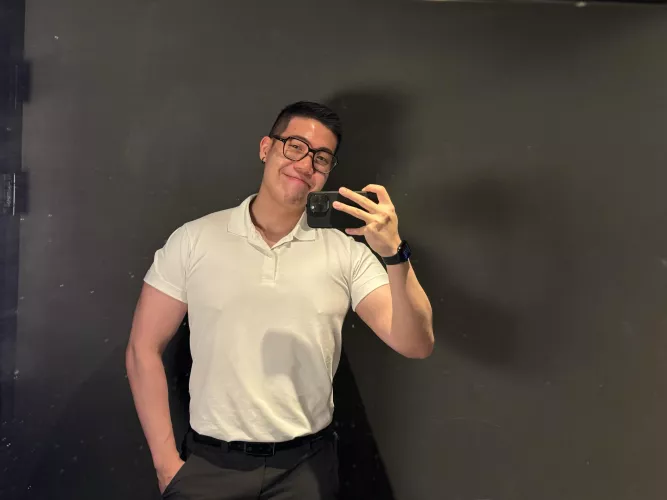 Working to get visible wings by pyromancer13