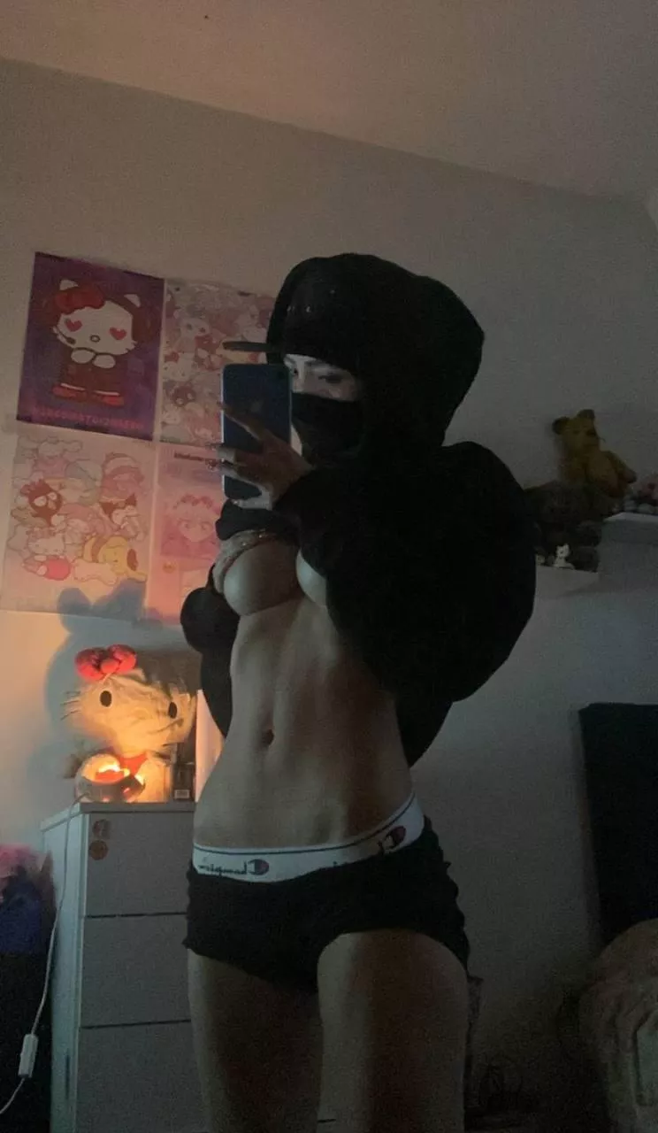 would cum in my ass on our first tinder date? posted by Admirable-Dare-2167