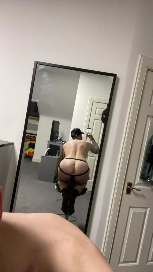 You walk in on me like this. What’s your plans? by EnvironmentalWest839