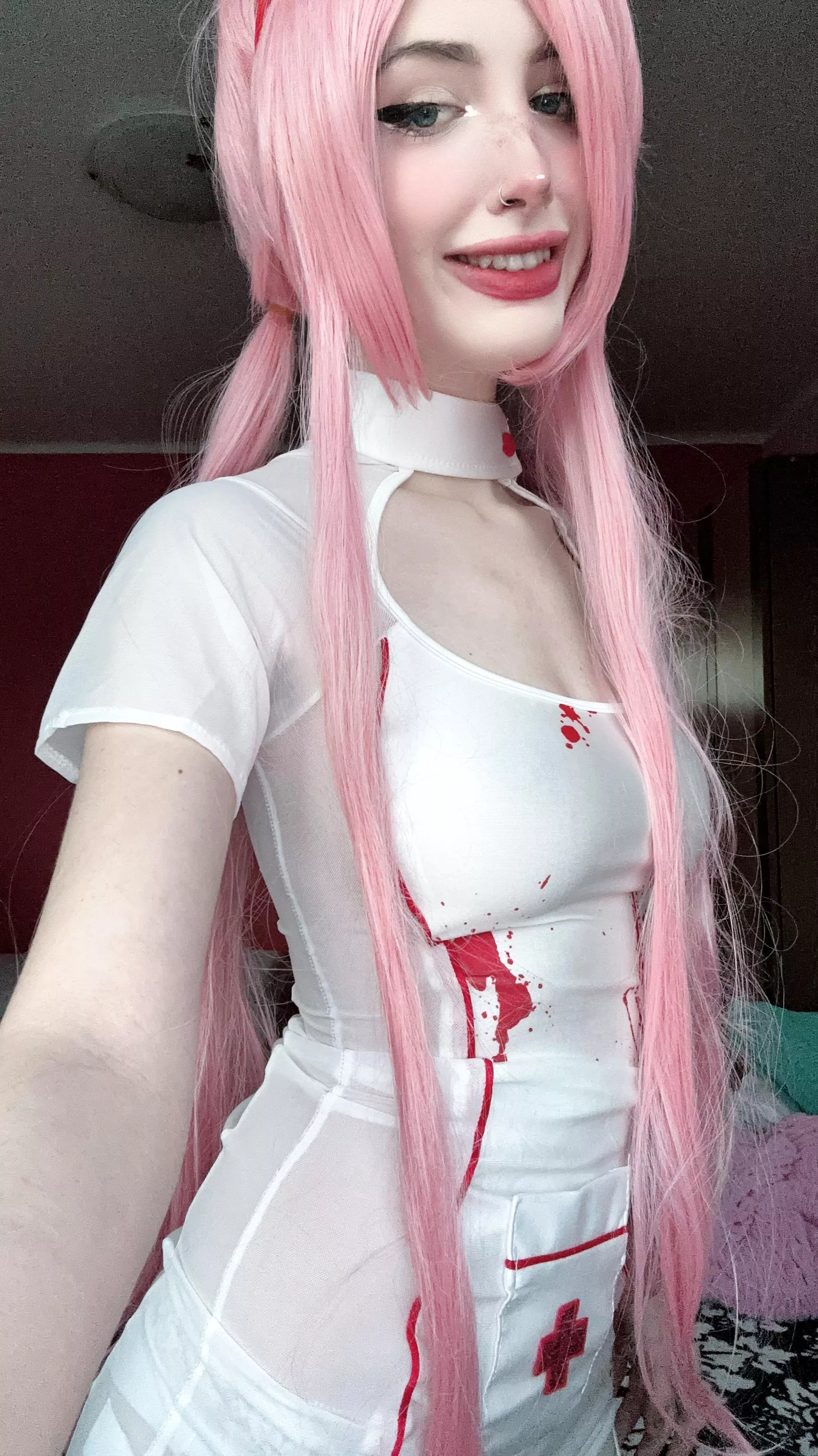 18yo is too young for bra-less dating? posted by Izabella_James