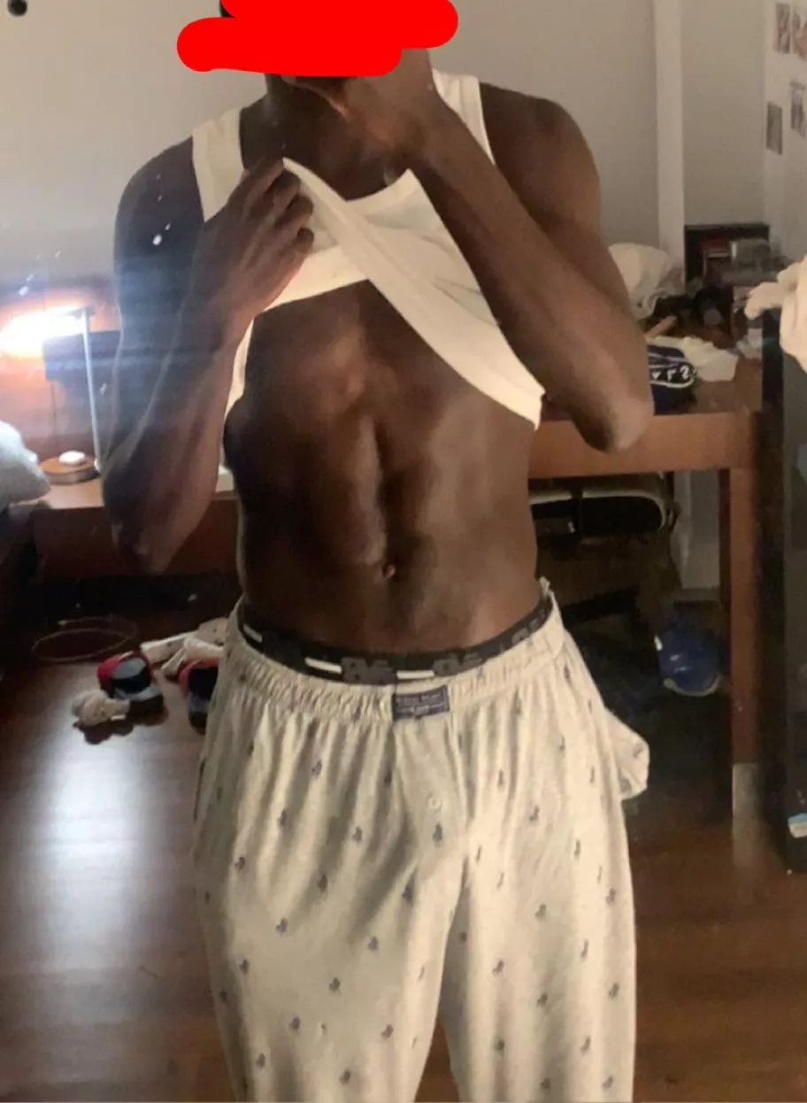 20 college athlete. Snap: valdezx01 posted by ok263696