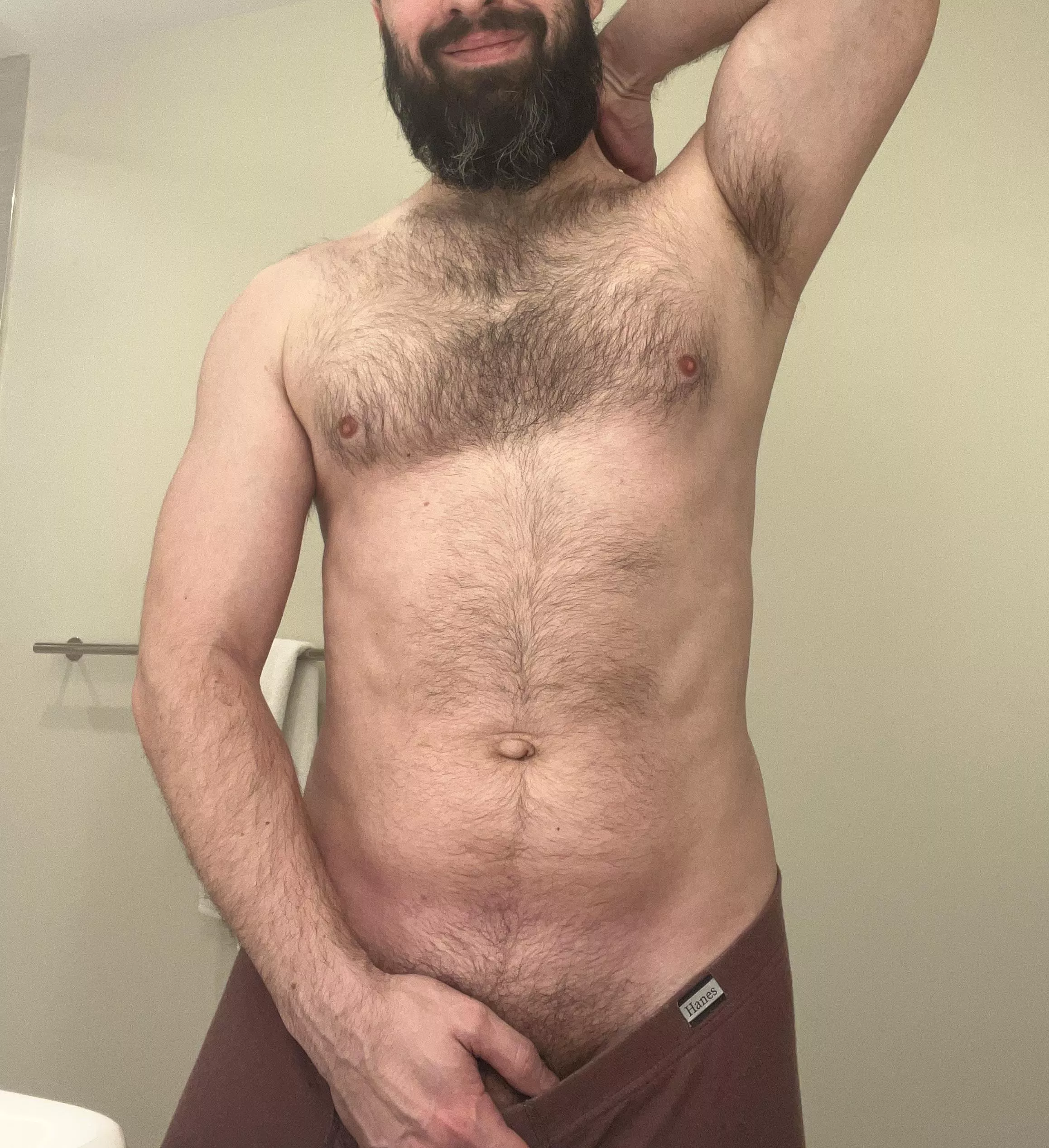 [39] Getting ready for my day posted by Silly-March22