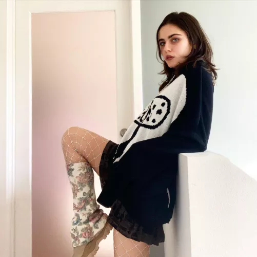 Ally Ioannides by RaymondLeggs