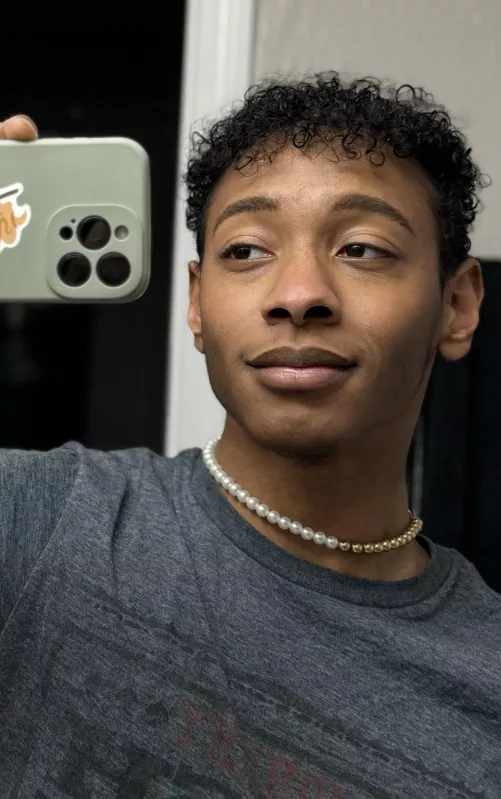 Anyone here play Apex? by True-Loquat5493