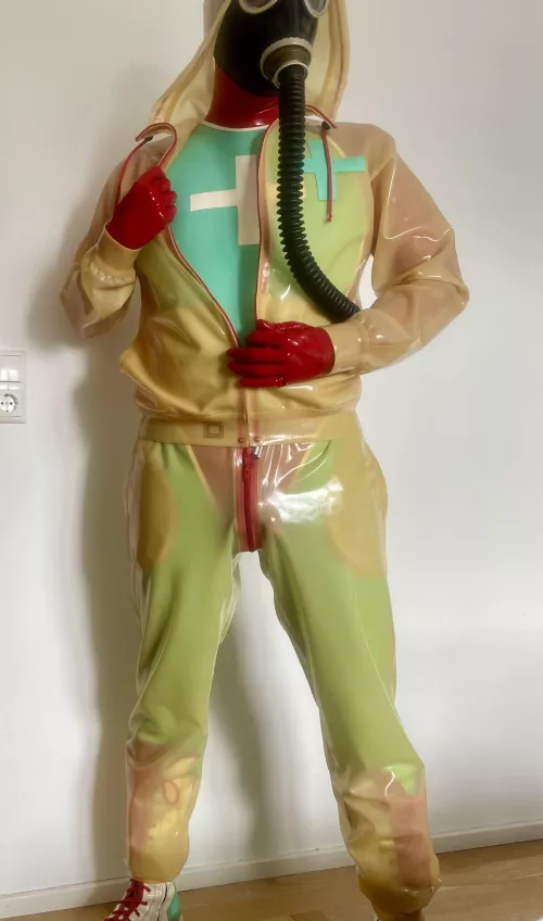 Are you ready to get used? by Latexfucker