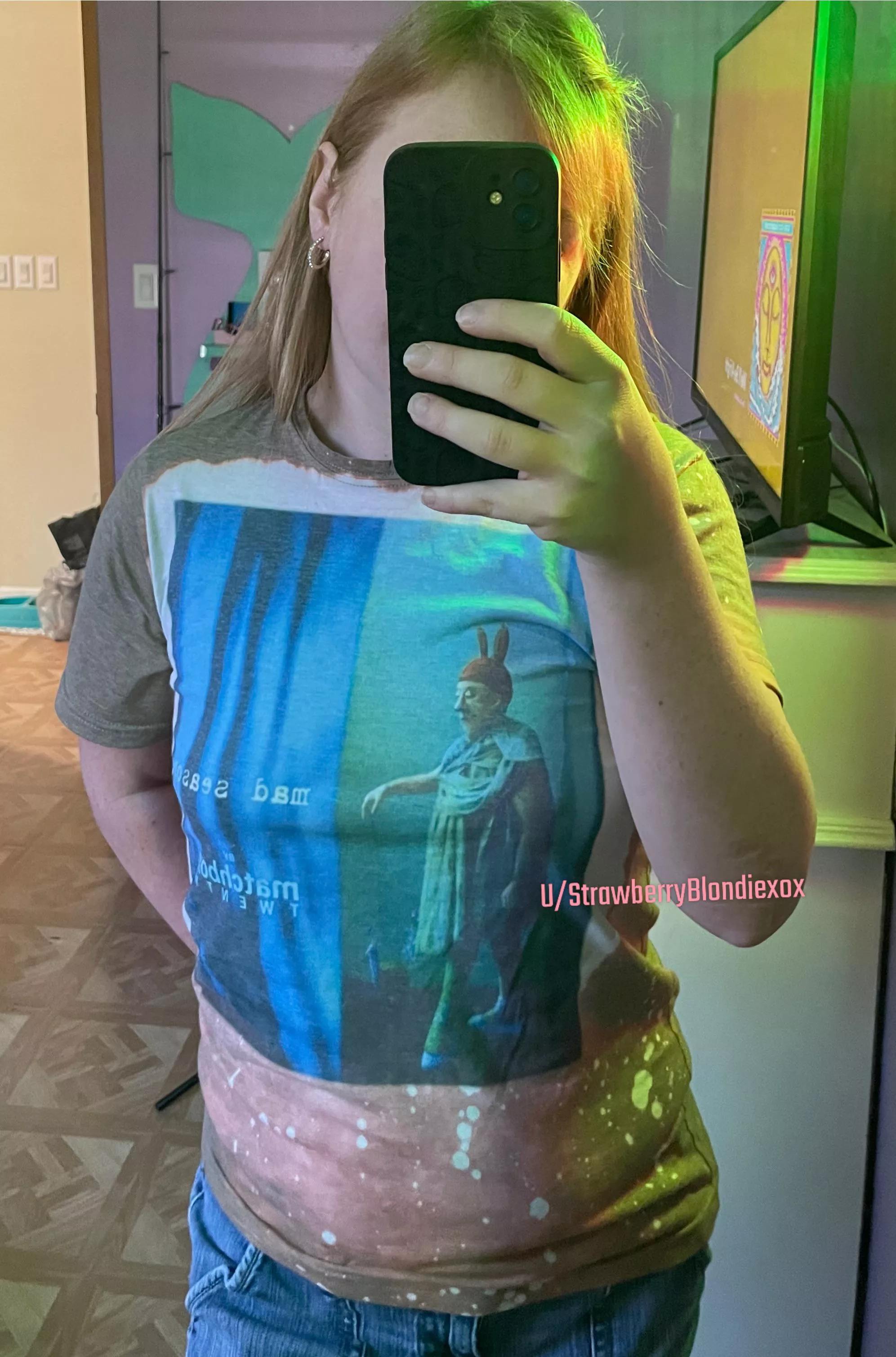 Braless 90’s Vibe Today! posted by StrawberryBlondiexox