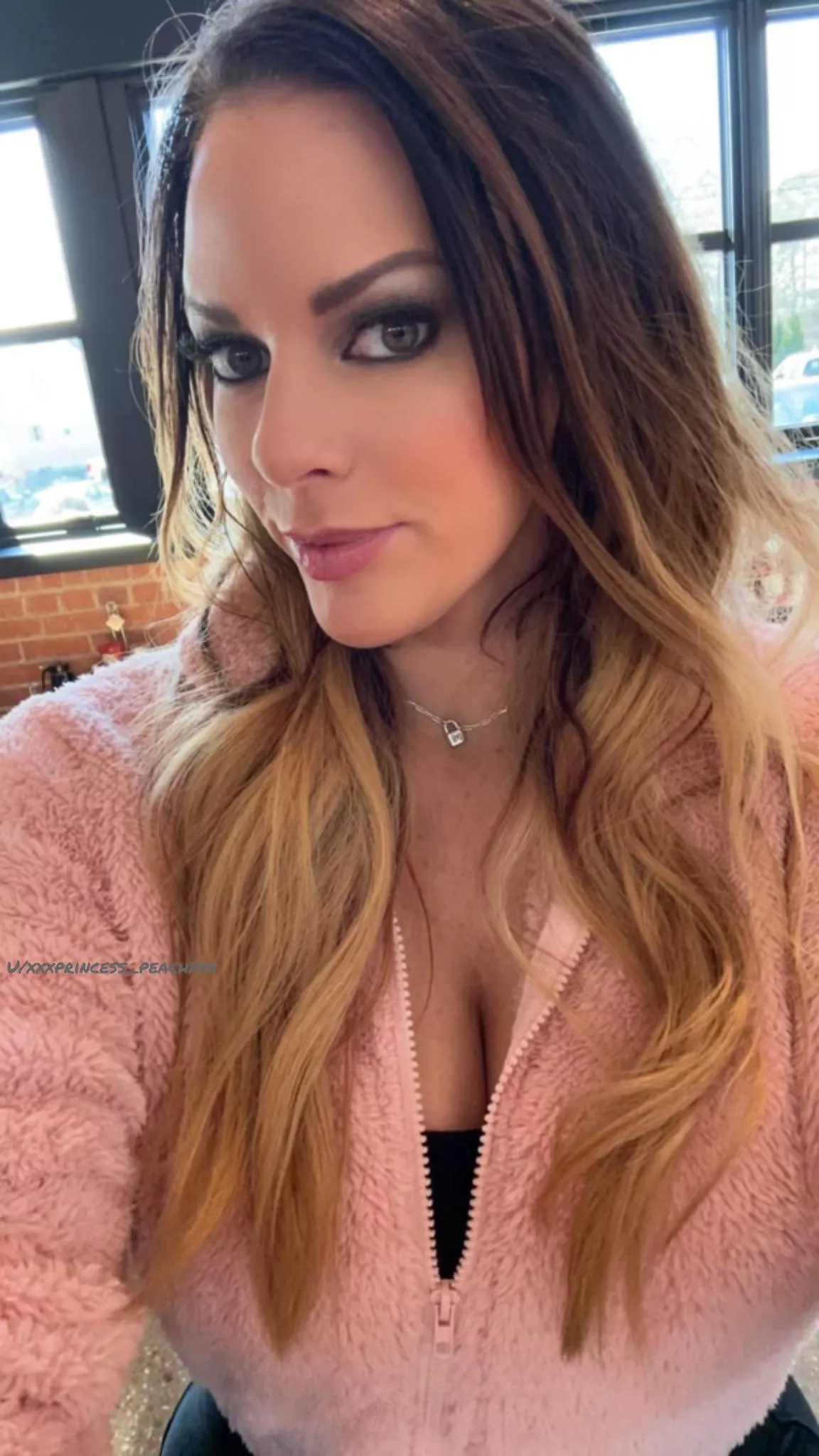 Classy enough for a date? posted by xxxPrincess_Peachxxx