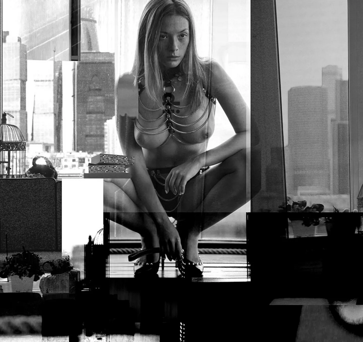 Classy in black and white posted by ethanhunt8989