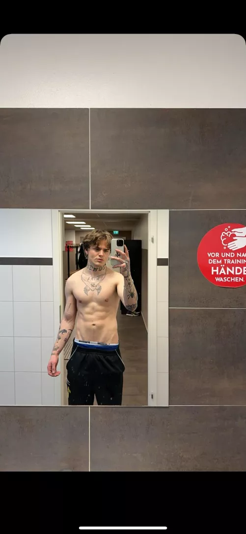 do you like my tattoos ? 20 years old by imraezify