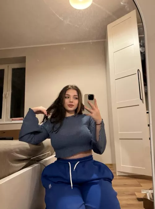 Elegance is my kind of sexy by Fuzzie_Sweetys