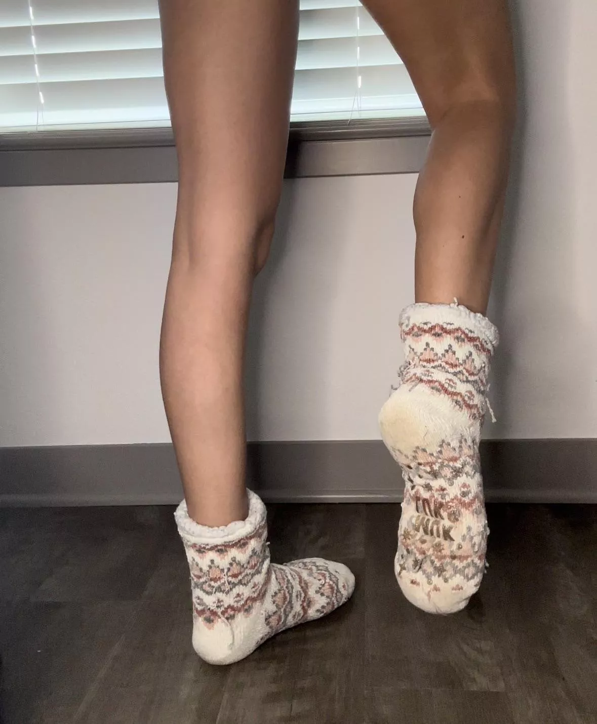 [f] would you a sniff posted by torixotic