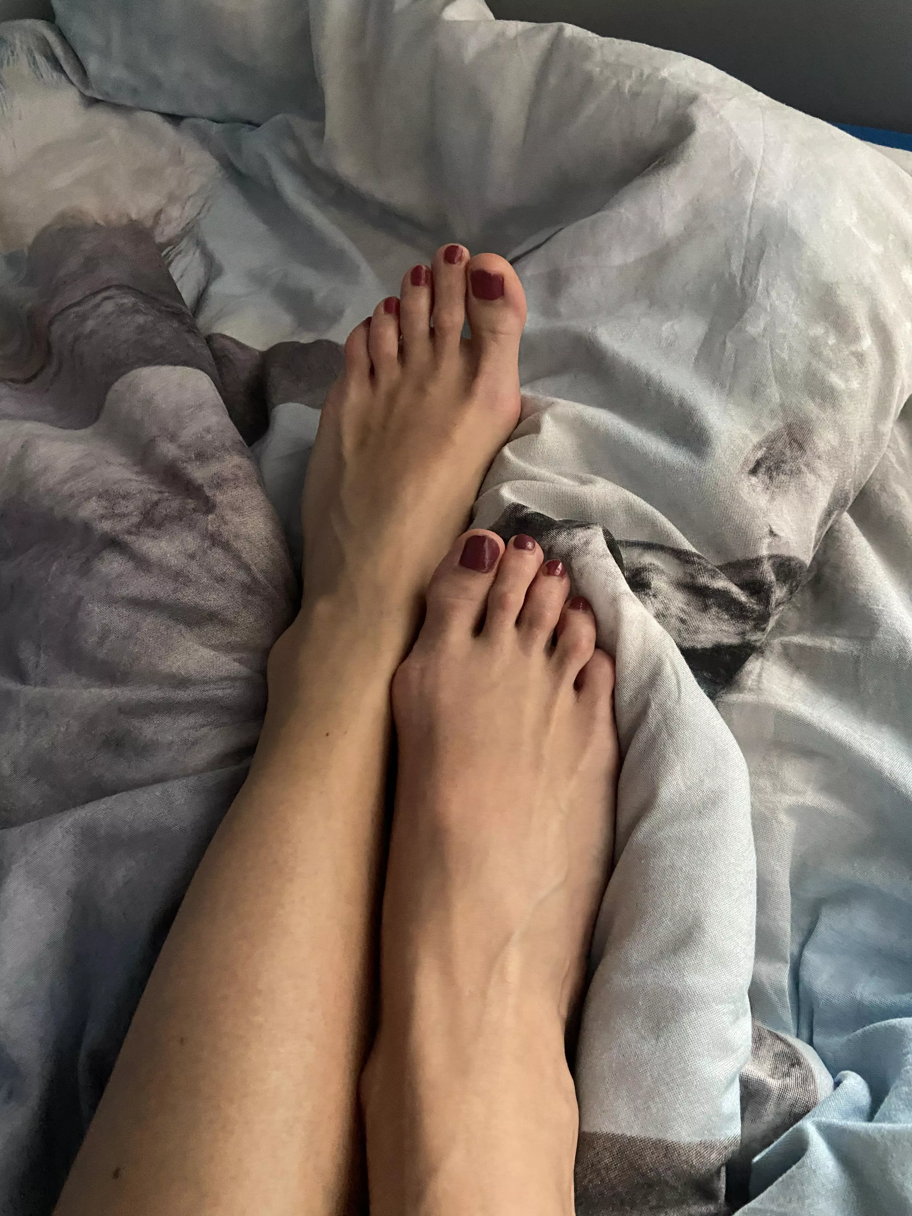 F40 feet model posted by StarchyFascism