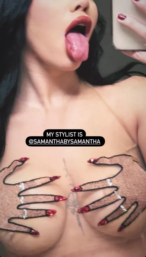 From Instagram by Kaglove11