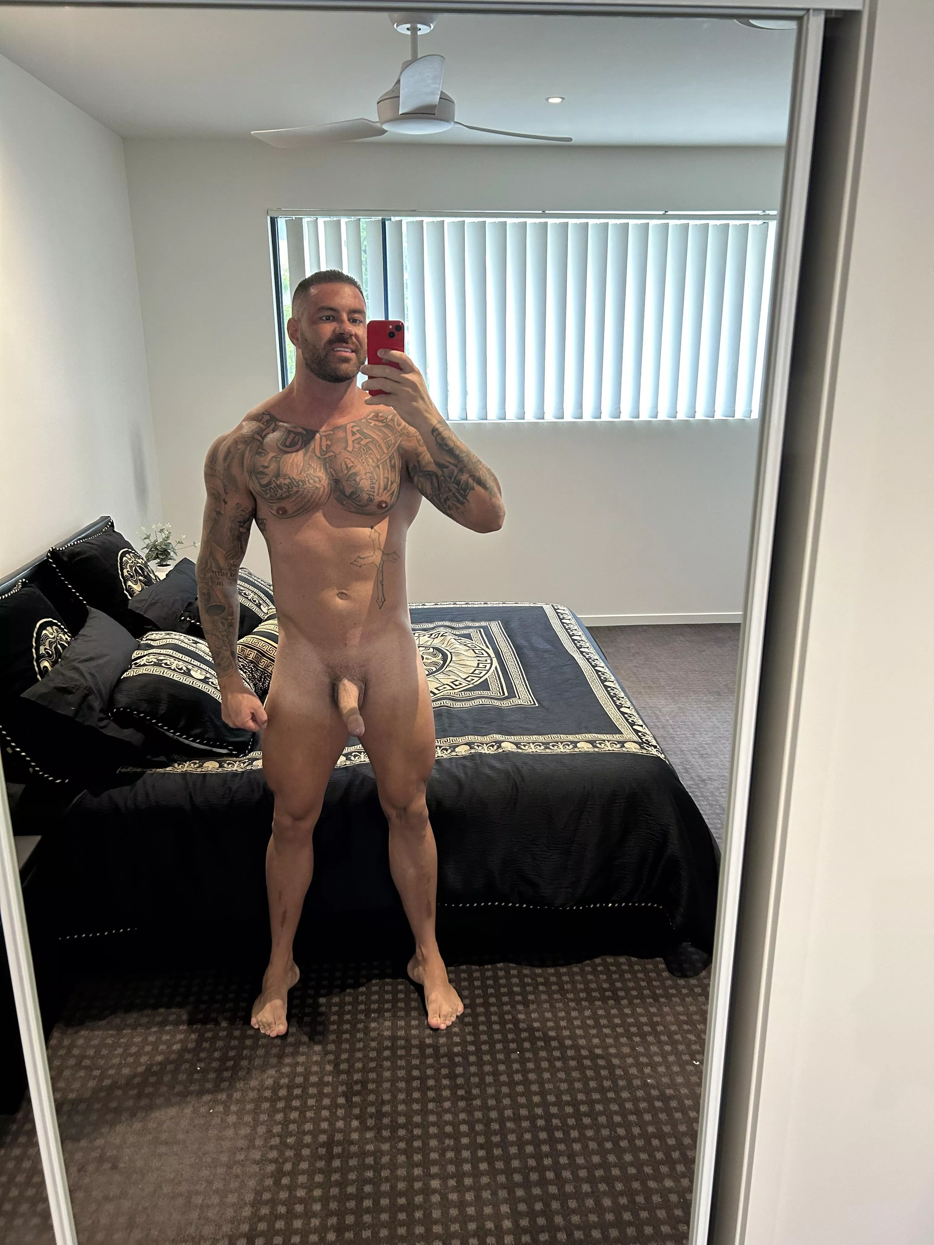 Get on your knees  posted by primalinstinctsx