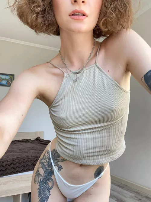 I'm sexy in a tank top by Farevkaoff