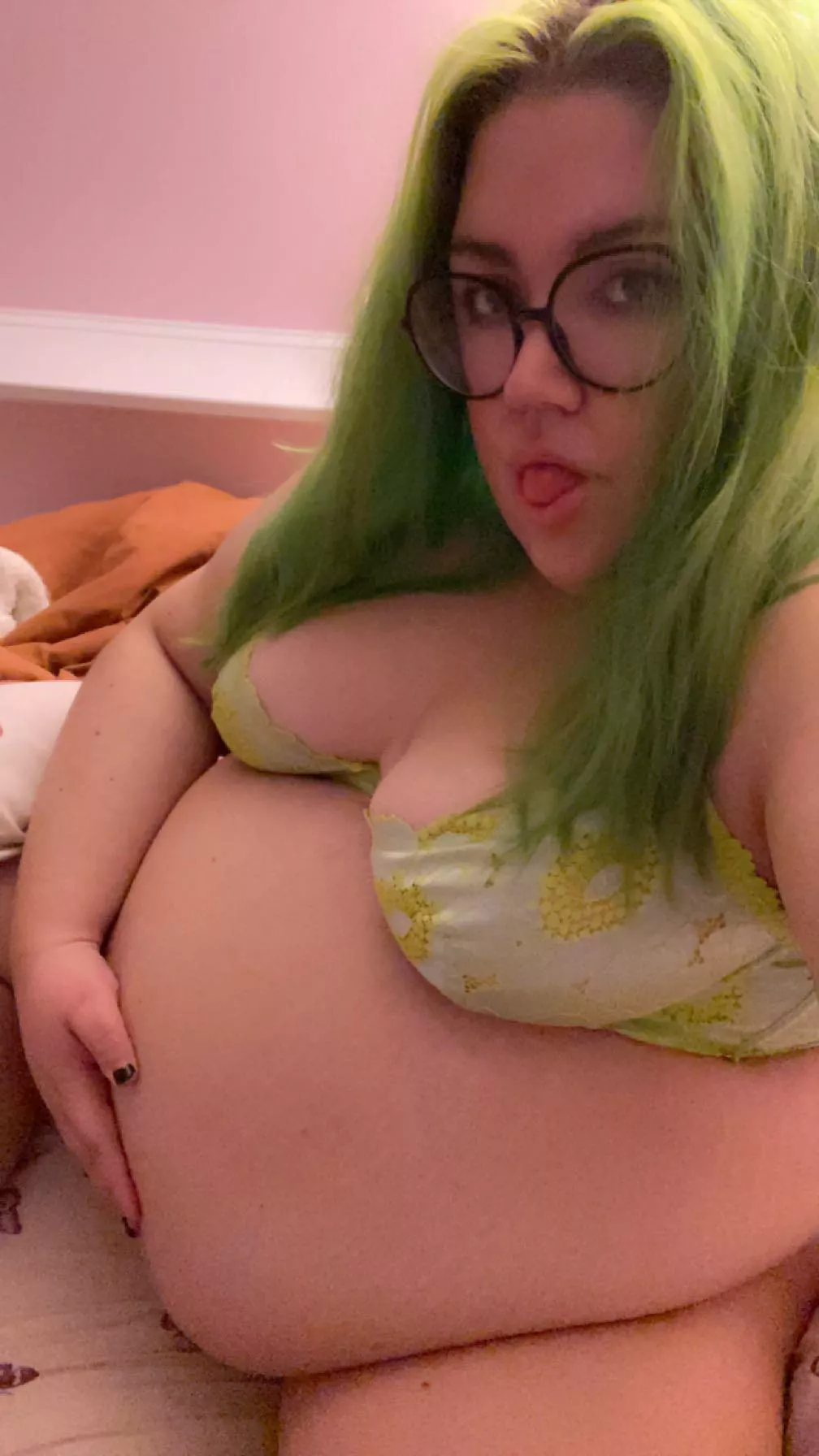 im supersized 💚 posted by ssbbwk