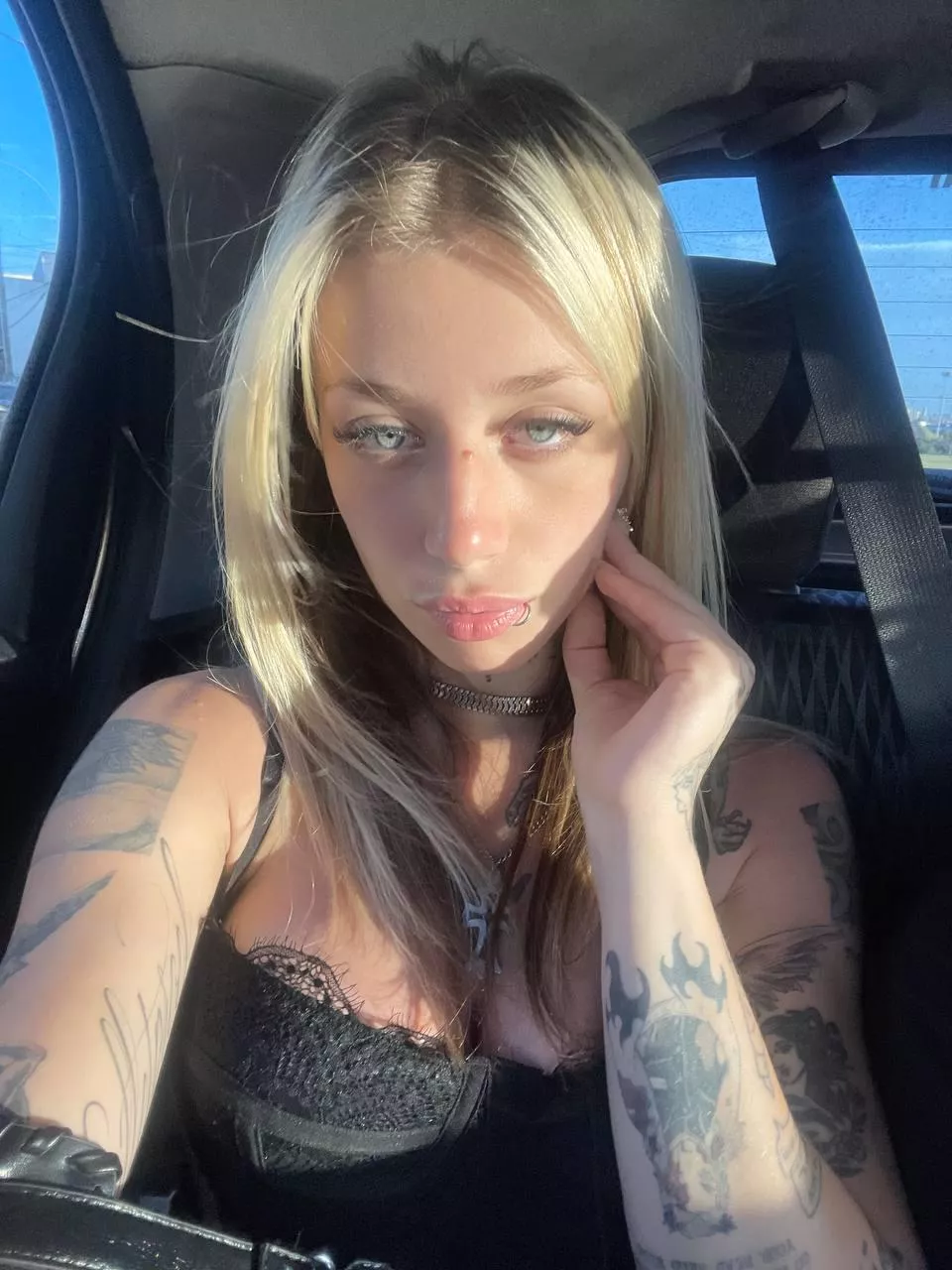 Just a quick selfie car ride headed to school posted by disjointgrey