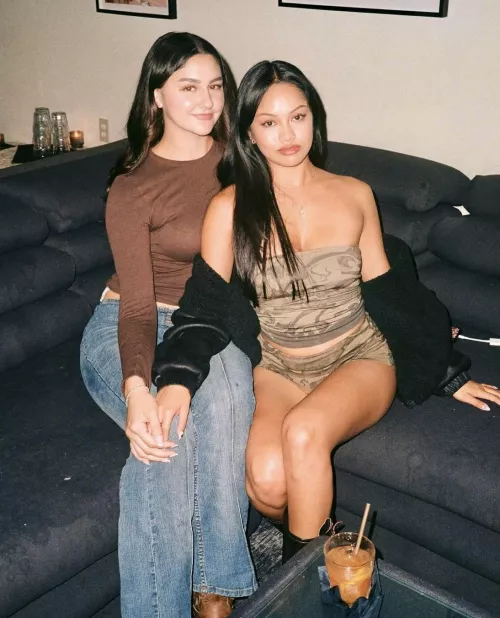 Left or Right by hotdoglongfoot