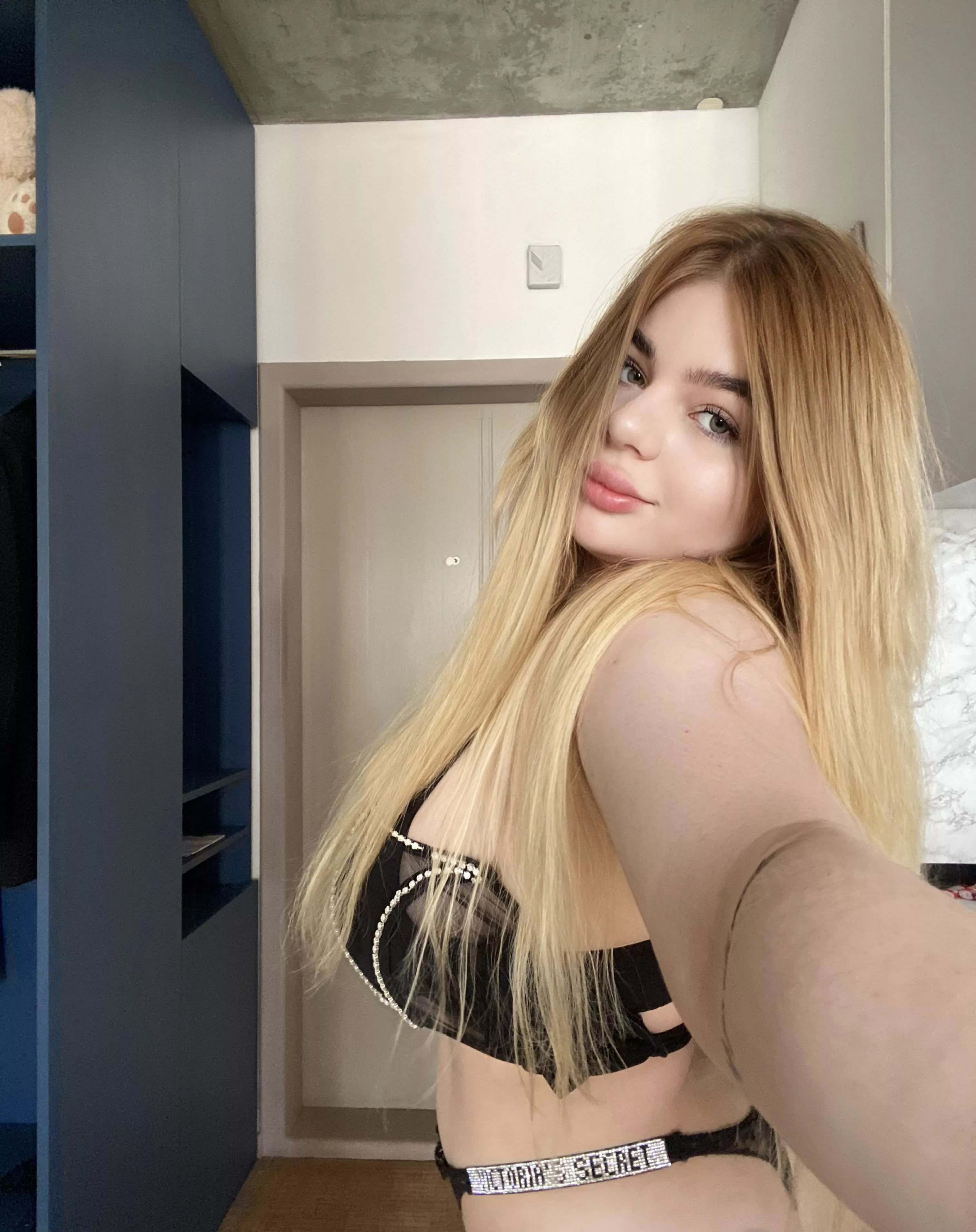 Let me be your little slut posted by Skyunky