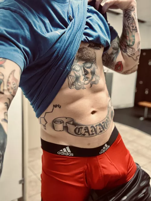 Nothing like a good ab workout by DankNature